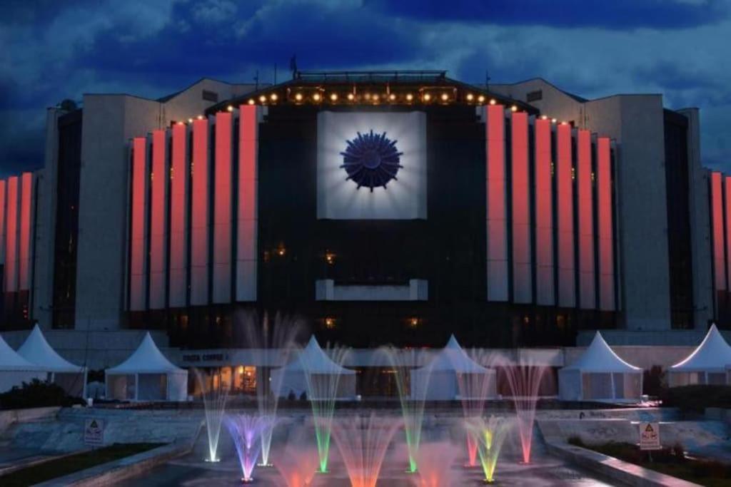 Top Center Studio 3 Sofia Exterior photo
